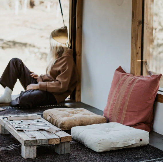 PONY RIDER - SLOW MOVERS CUSHION - DESERT AGAINST WALL